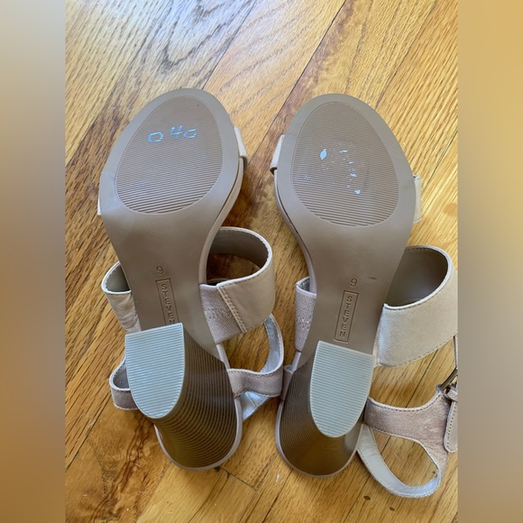 STEVEN by Steve Madden Carisa Sandal with Stacked Heel - Picture 3 of 12